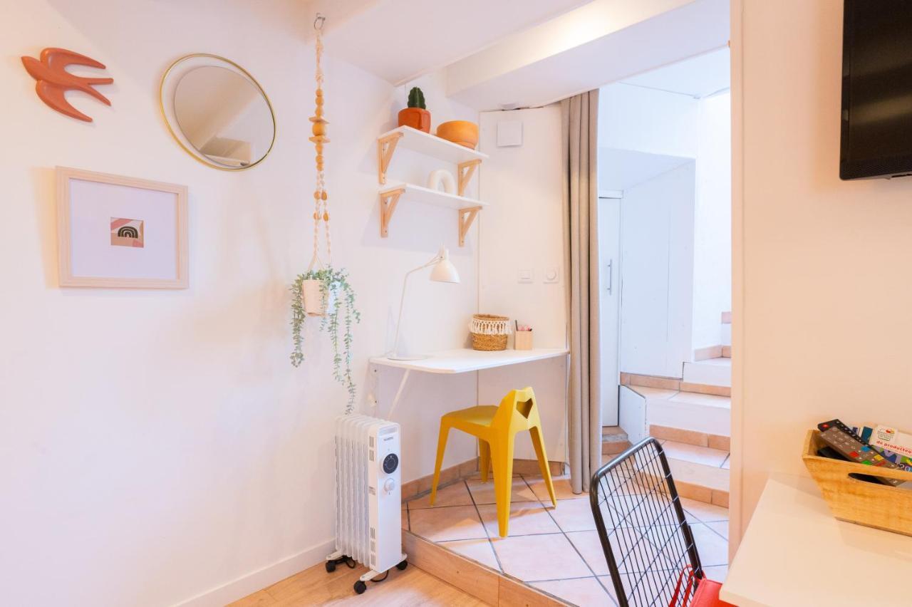 Exceptionnel, cocooning proche mer, petite terrasse- lesclésdenicole Carqueiranne Extérieur photo