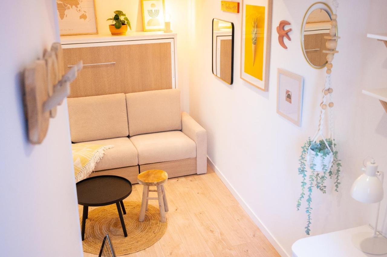 Exceptionnel, cocooning proche mer, petite terrasse- lesclésdenicole Carqueiranne Extérieur photo