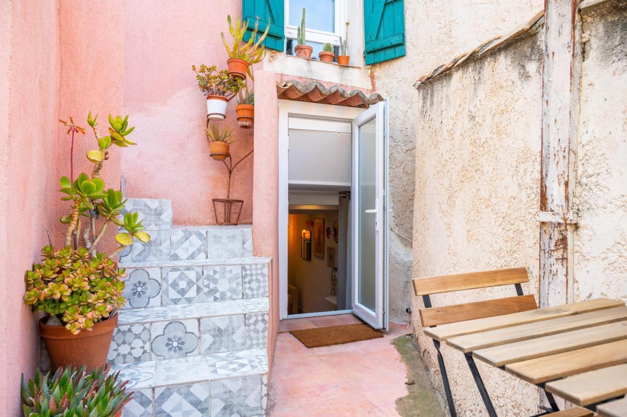 Exceptionnel, cocooning proche mer, petite terrasse- lesclésdenicole Carqueiranne Extérieur photo